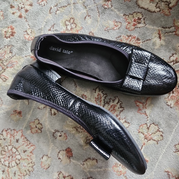 David Tate "Tamis" black snakeskin embossed bow accent flats - Picture 1 of 13